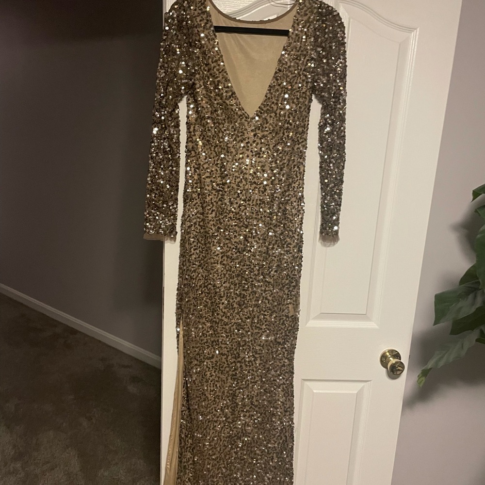 Stunning gold sequenced gown!